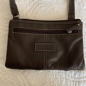 100% leather cross body bag